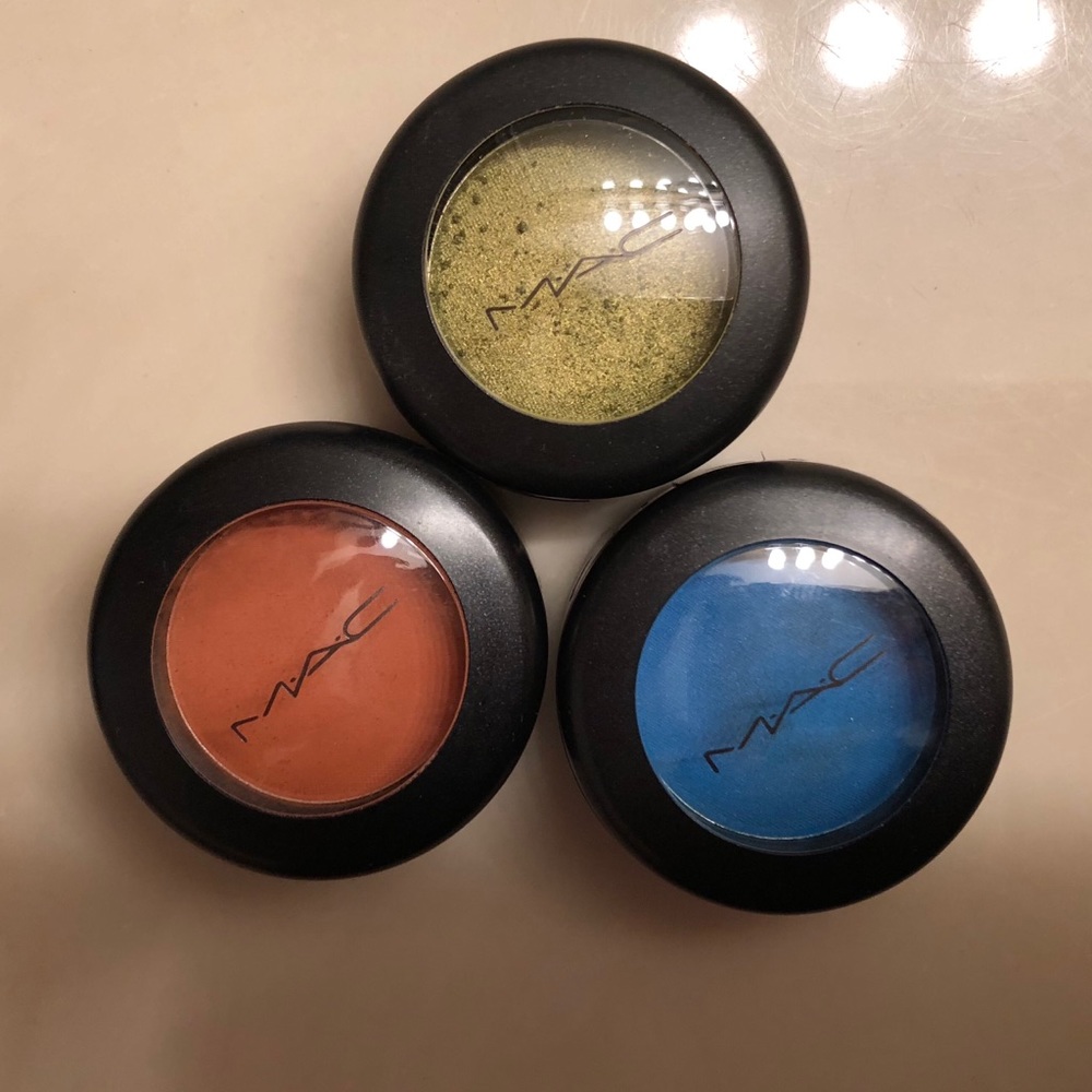 MAC Eyeshadow Single Pallets